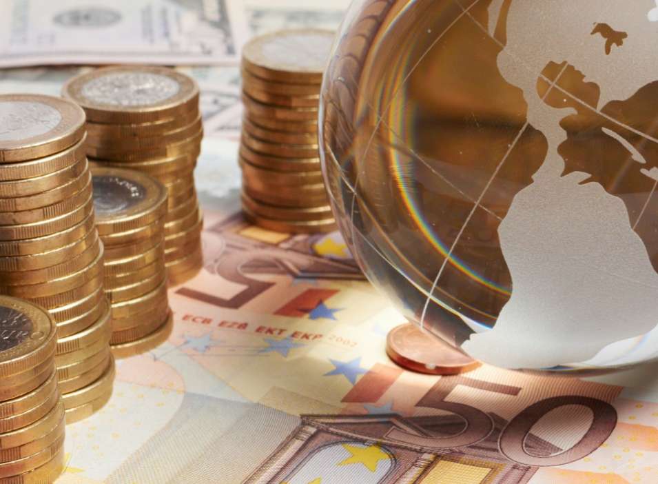 How to View the High Debt in the Automotive Industry?